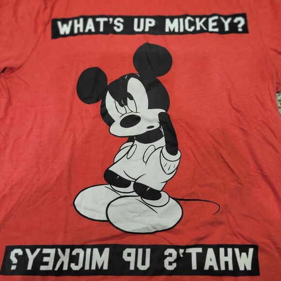 Divided Mickey Mouse‎ What's Up T-Shirt Disney SIZE Men's Medium Red - Picture 2 of 5